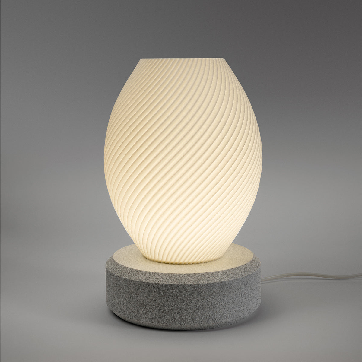 Tischlampe Vortex Spira Weiss mit Luna Base Nacht