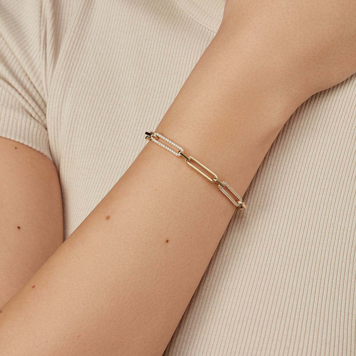 Amara Gliederarmband mit Zirkonia Steinen