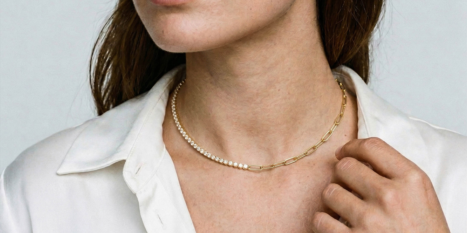 Schmuck Bild über uns VNEN