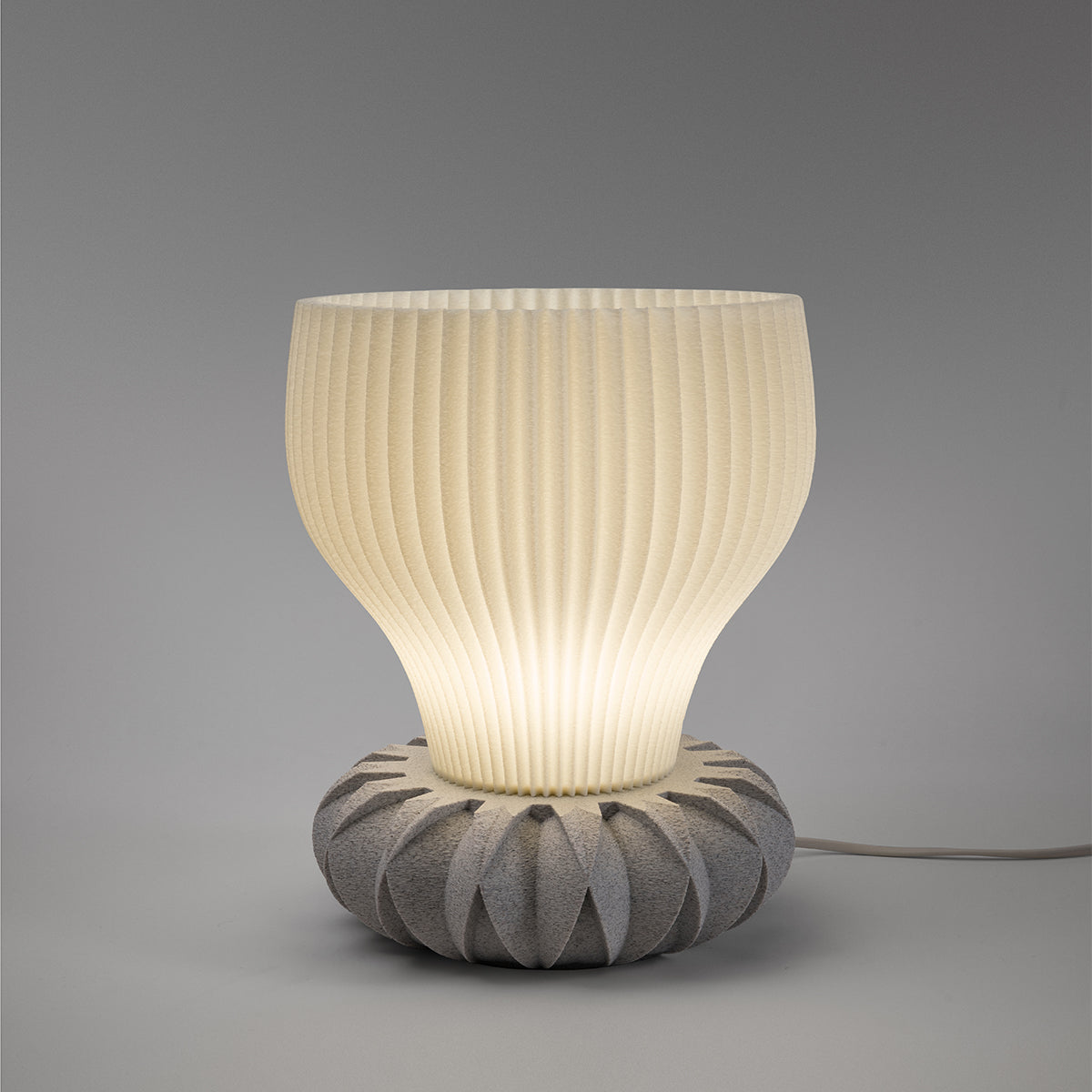 Tischlampe Bloom Stria mit Base Flora Weiss Nacht