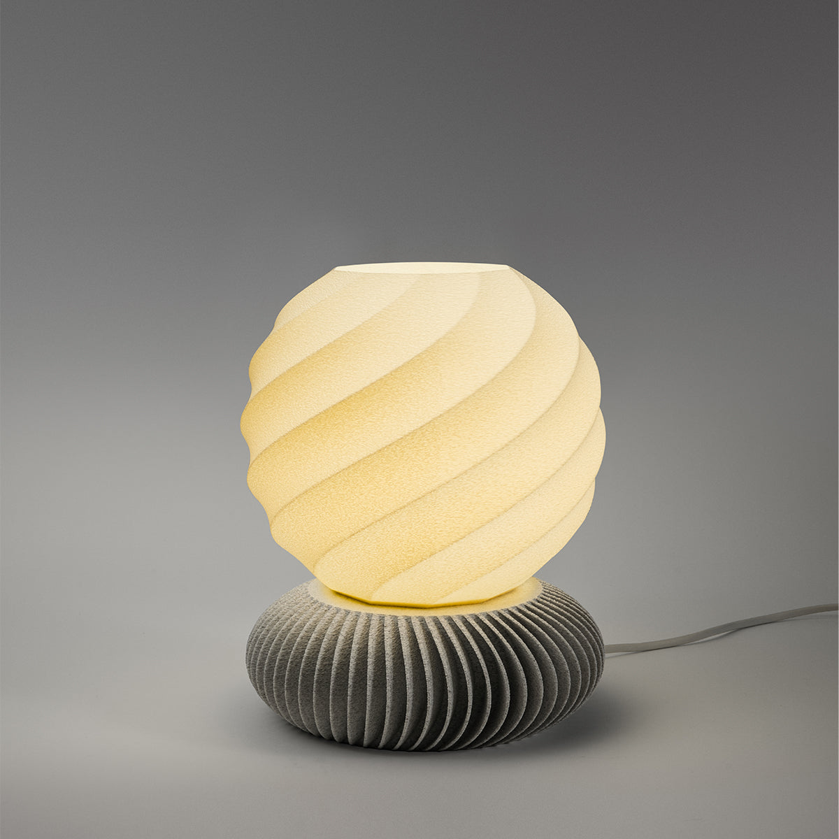 Tischlampe Orb Twist Nacht mit Vento Base Beige