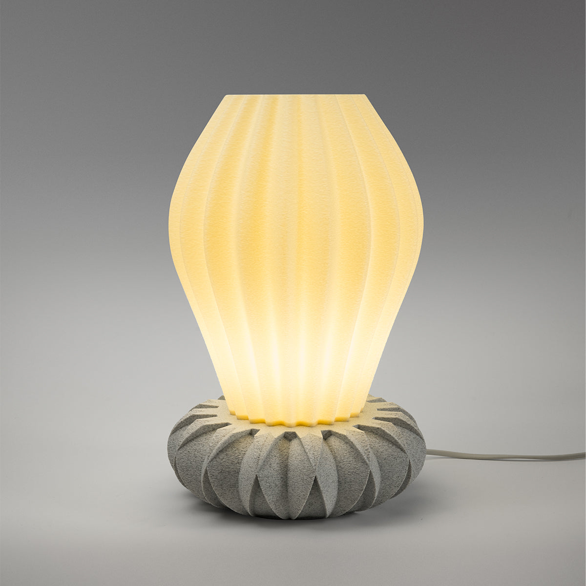 Tischlampe Vela Linea mit Base Flora Beige Nacht