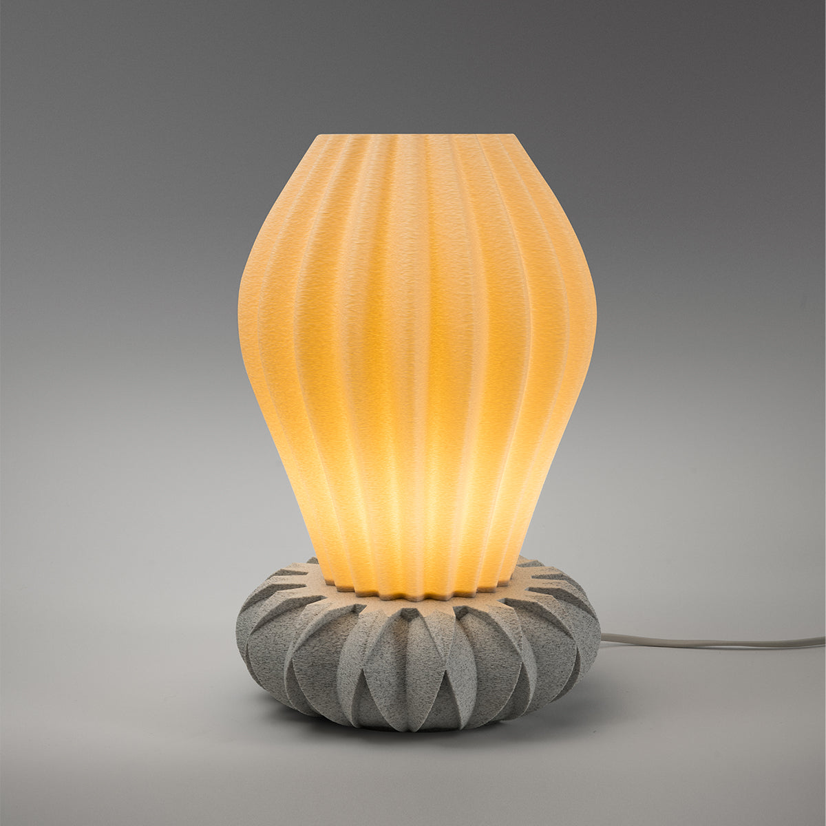 Tischlampe Vela Linea mit Base Flora Pink Nacht