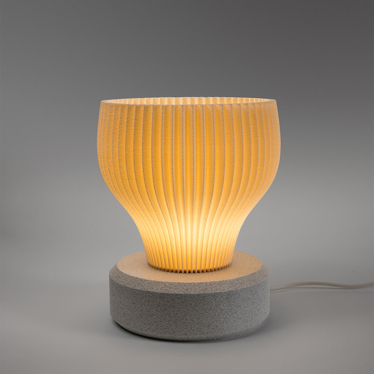 Tischlampe Bloom Stria mit Base Luna Pink Nacht