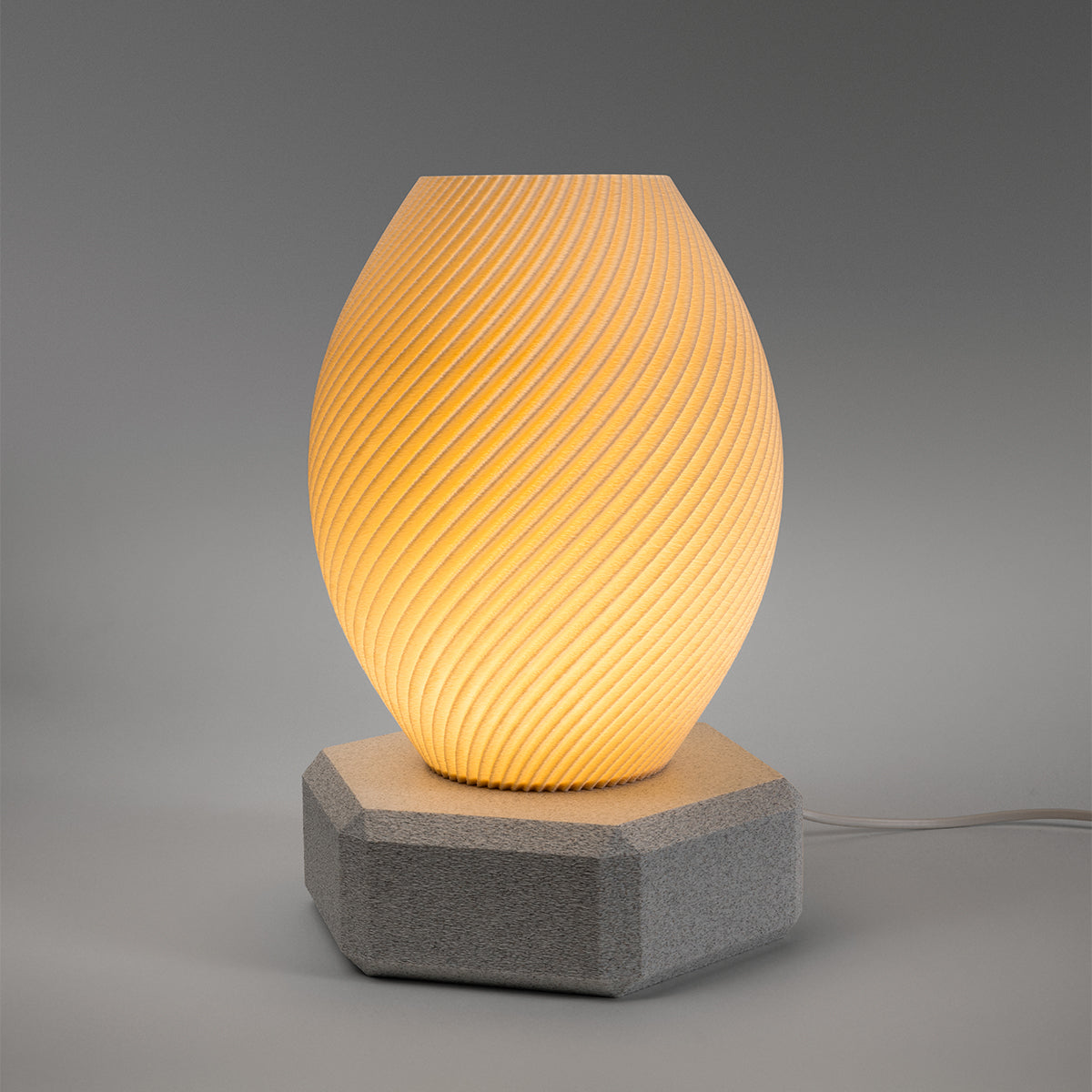 Tischlampe Vortex Spira mit Base Hexa Pink Nacht