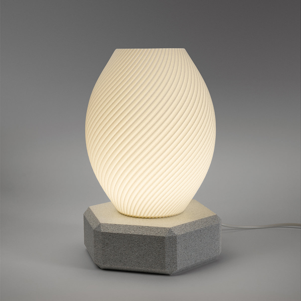 Tischlampe Vortex Spira mit Base Hexa Weiss Nacht