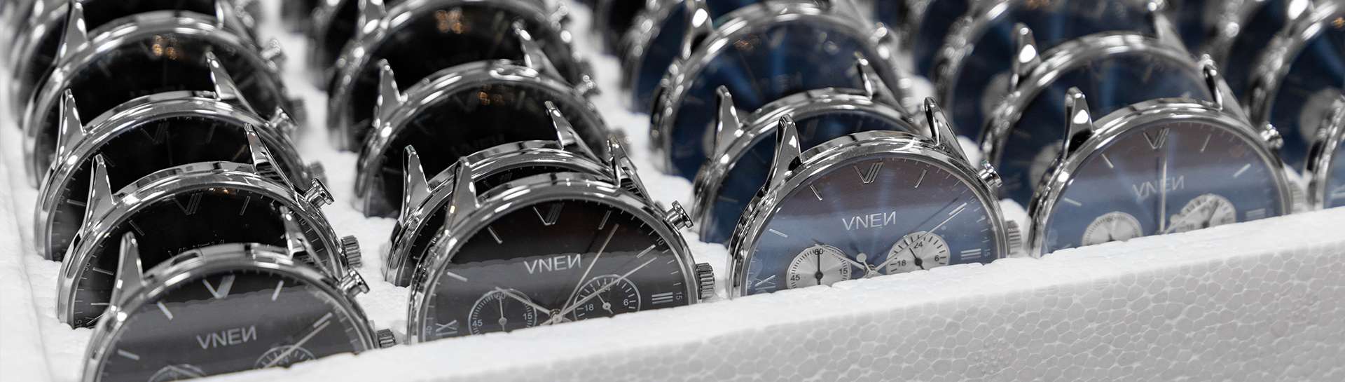 Uhr VNEN Munis uber uns blau schwarz Check3 2x