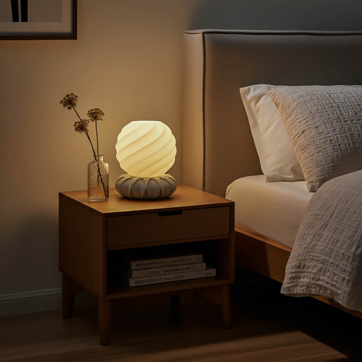 Tischlampe Orb Twist mit Base Flora Bild