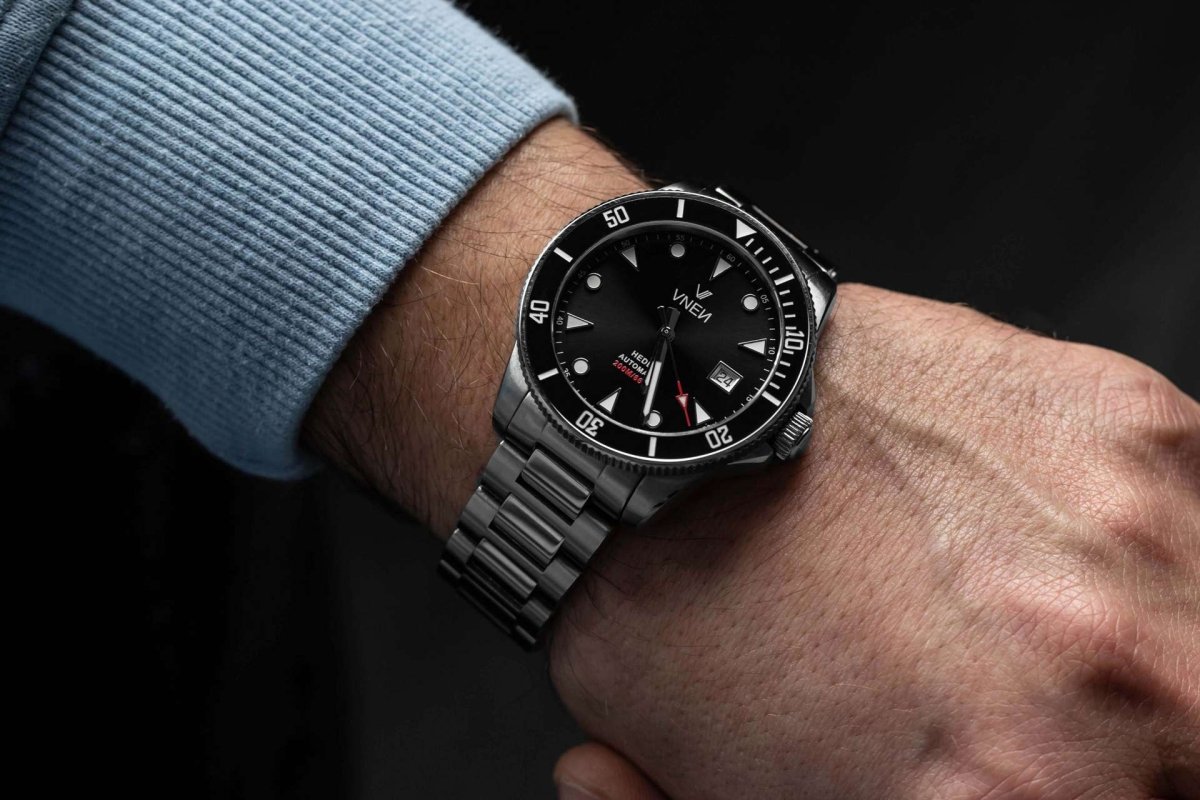 HEDEF DIVER DATE | Luxuriös und ein Schweizer Uhrwerk - VNEN®