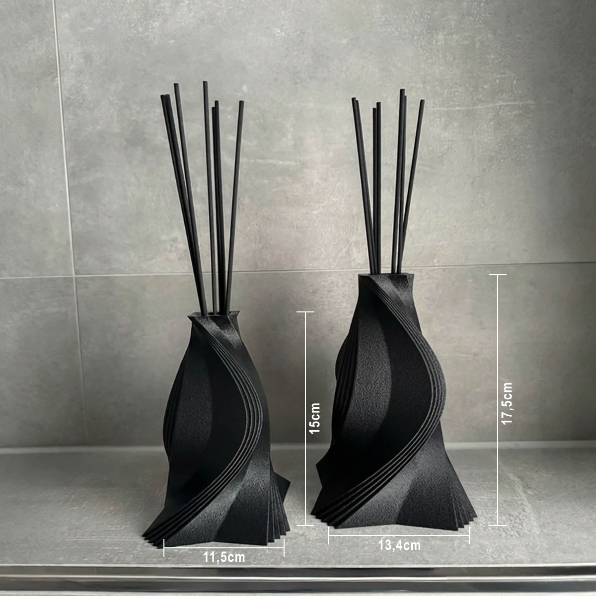 Enya Duftvase Masse Schwarz VNEN Mass