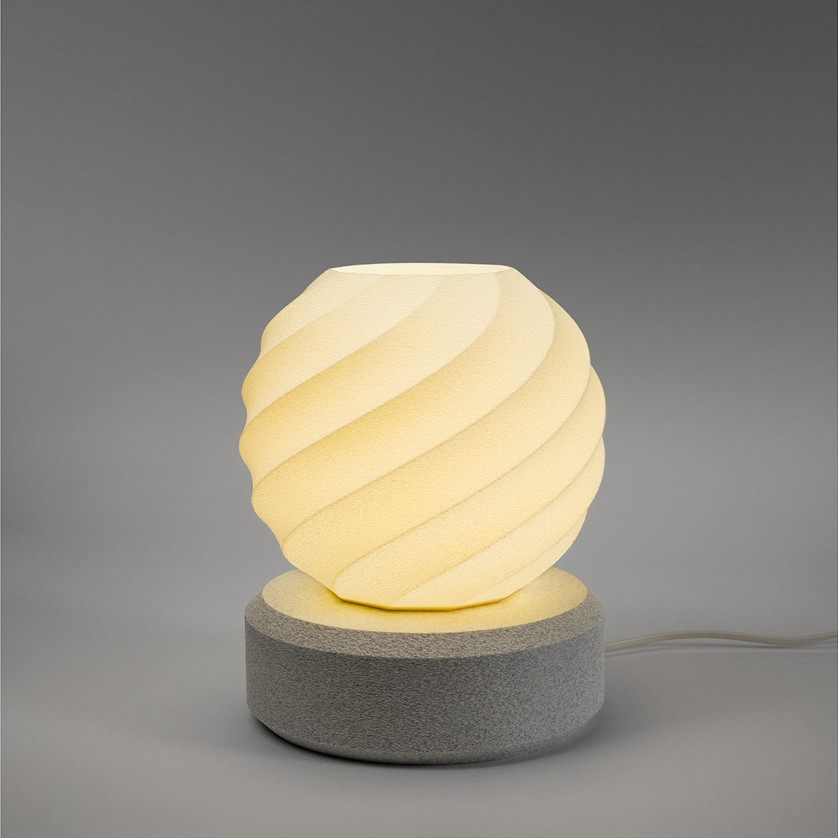 Tischlampe Orb Twist mit Base Luna Beige Nacht